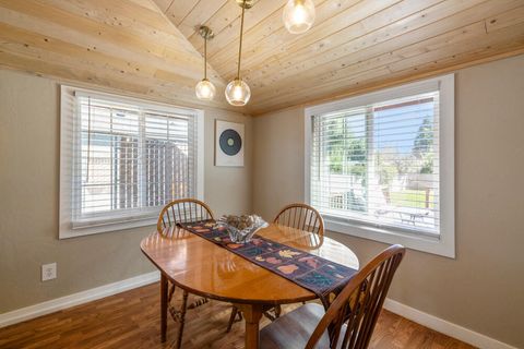 Tiny photo for 1759 Summers Lane, Klamath Falls, OR 97603 (MLS # 220213182)