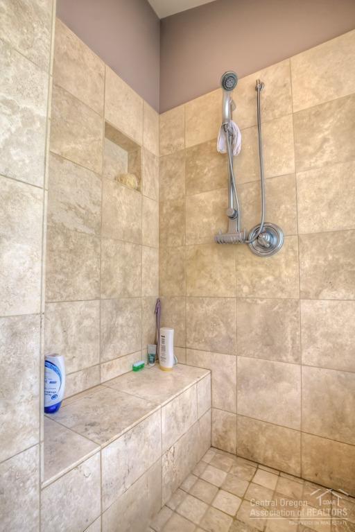 Awbrey Glen - Residential