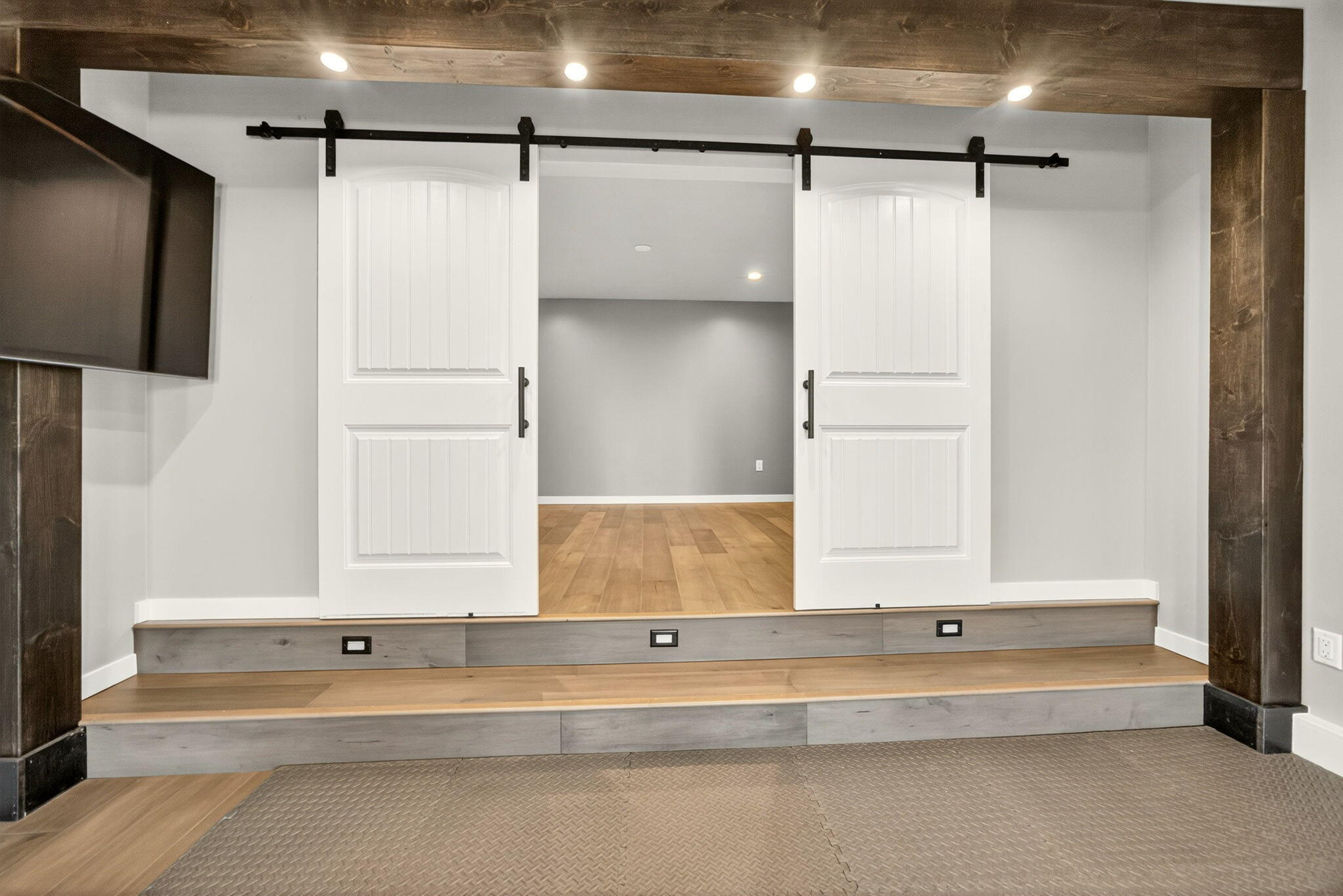 East Terrace Estates - Residential