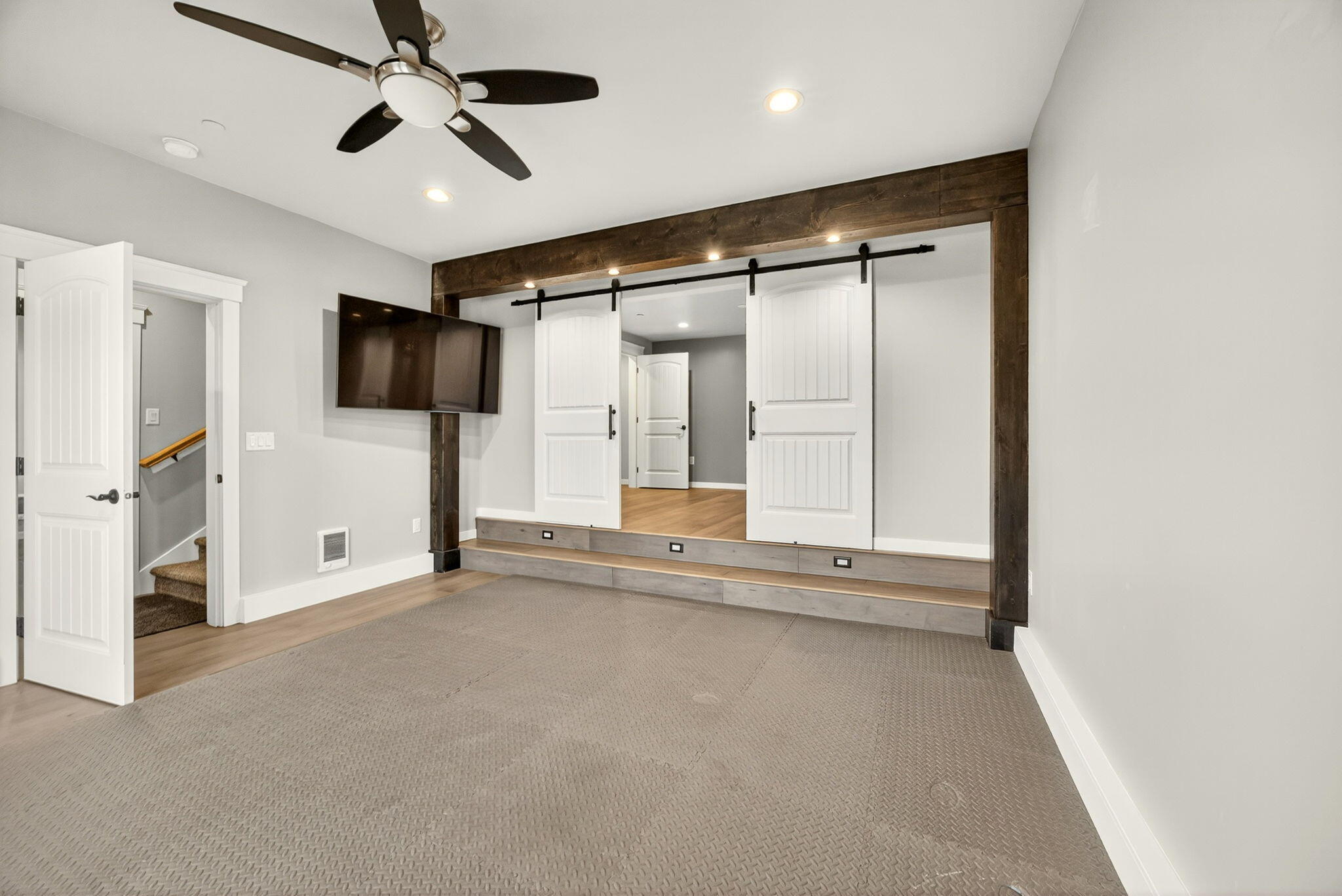 East Terrace Estates - Residential