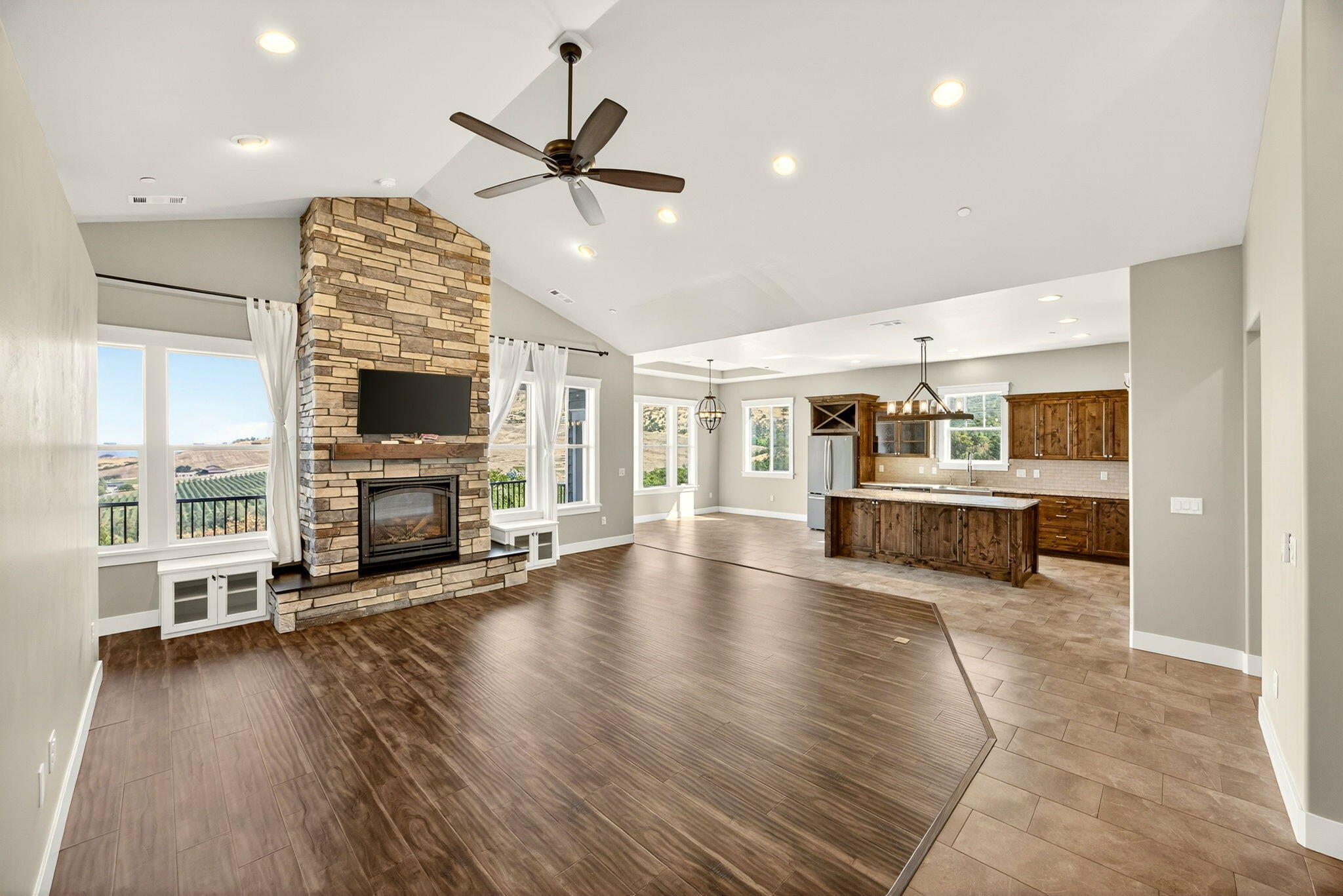 East Terrace Estates - Residential