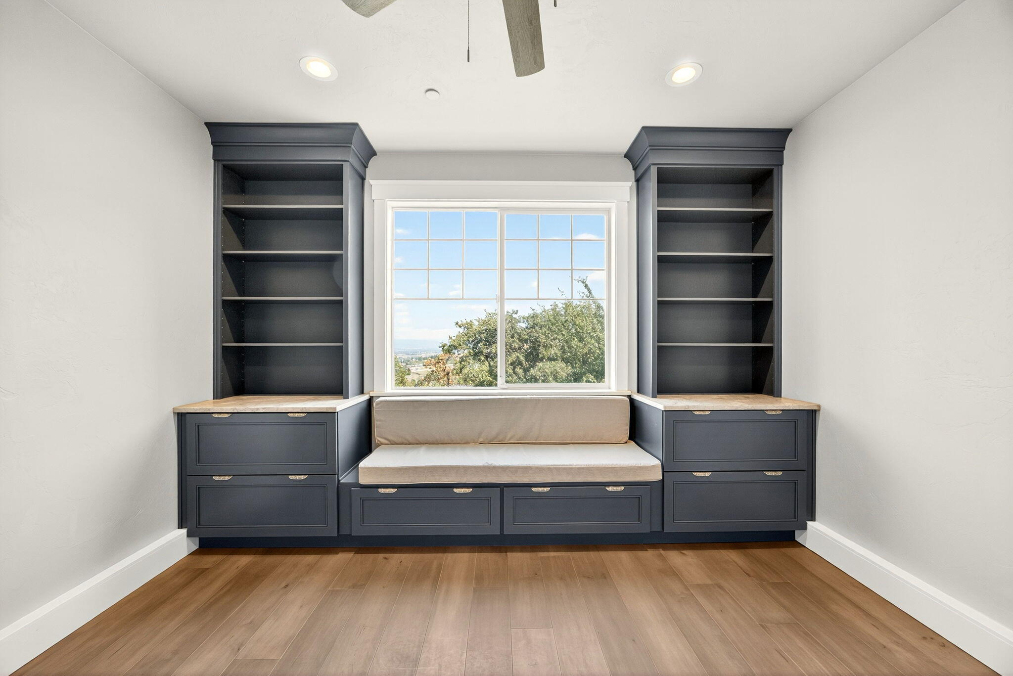 East Terrace Estates - Residential