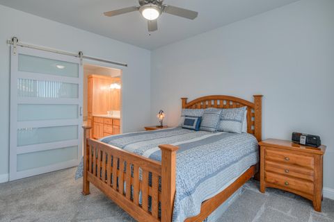Tiny photo for 10737 Village Loop, Redmond, OR 97756 (MLS # 220221711)