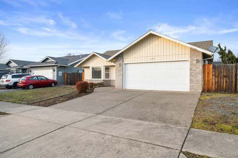 Tiny photo for 1629 Husker Butte Lane, Medford, OR 97504 (MLS # 220227208)