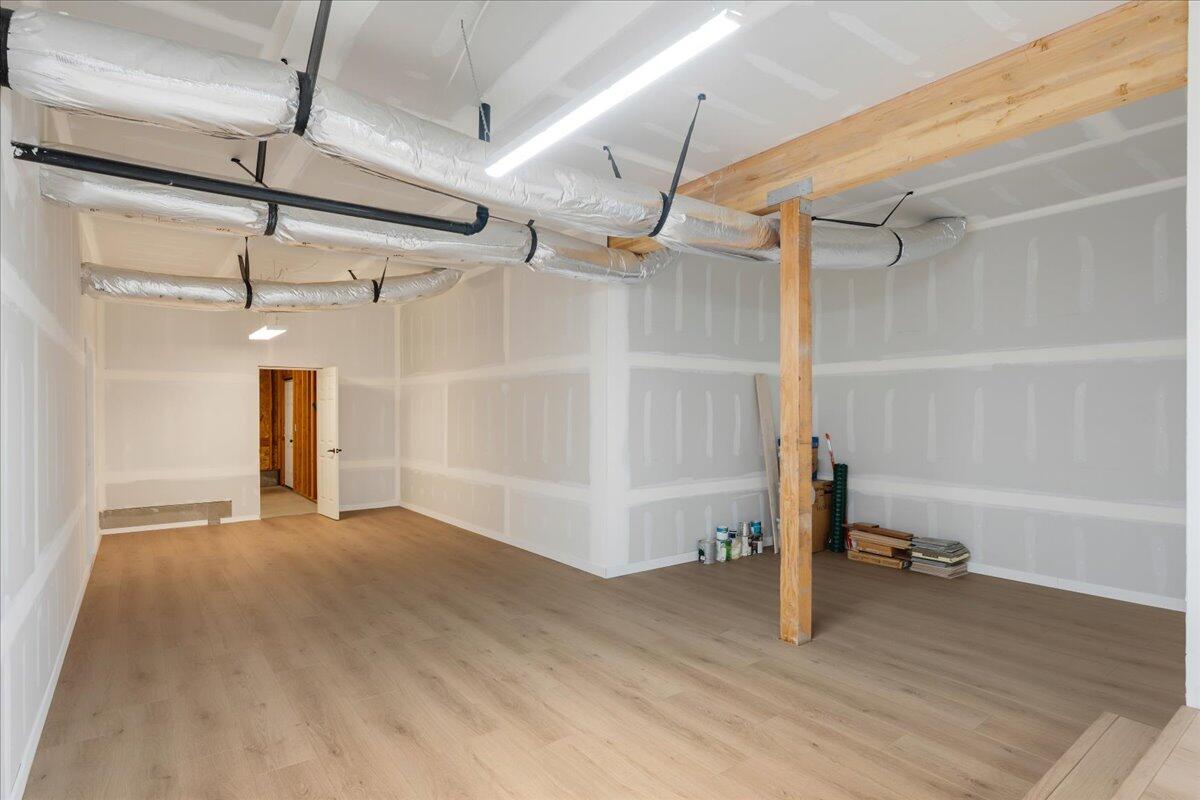 Broken Top - Residential