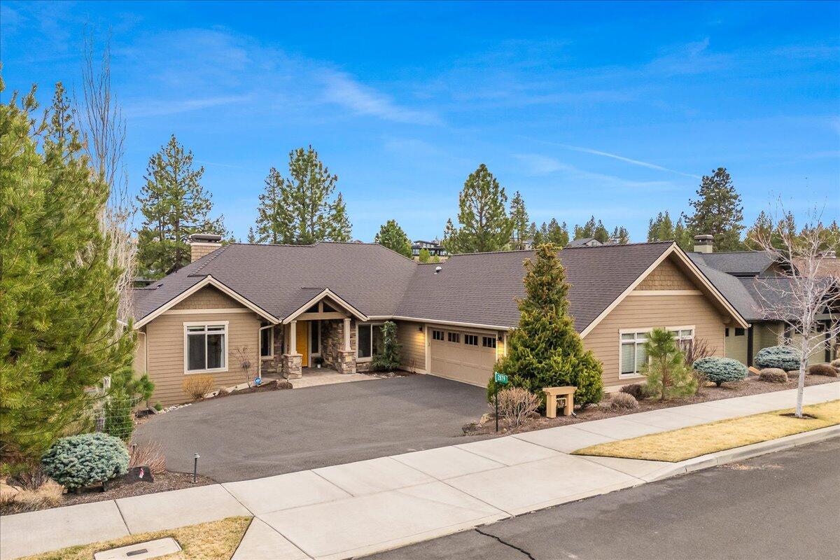 Broken Top - Residential