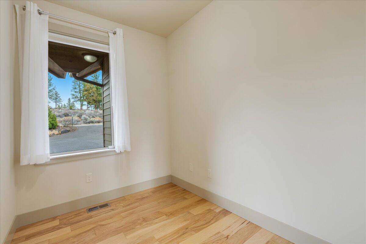 Broken Top - Residential