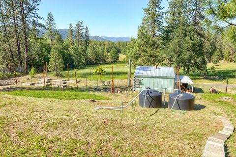 Tiny photo for 16445 Meadows Road, White City, OR 97503 (MLS # 220219437)