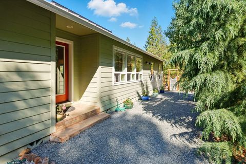 Tiny photo for 16445 Meadows Road, White City, OR 97503 (MLS # 220219437)