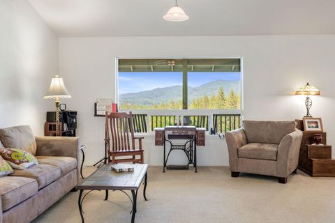 Tiny photo for 16445 Meadows Road, White City, OR 97503 (MLS # 220219437)