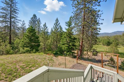 Tiny photo for 16445 Meadows Road, White City, OR 97503 (MLS # 220219437)