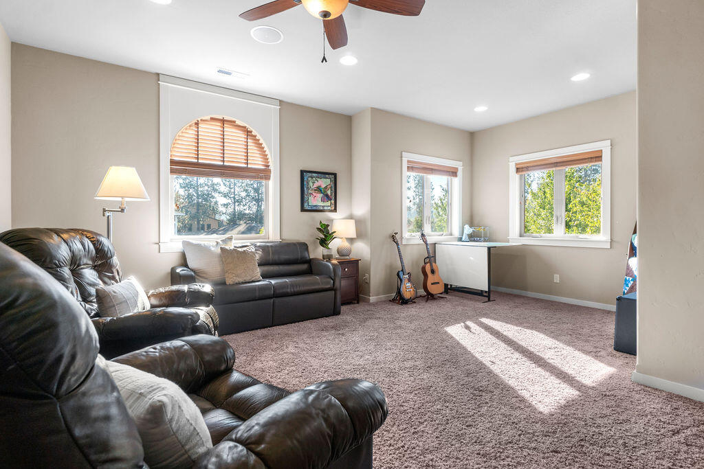 River Rim - Residential