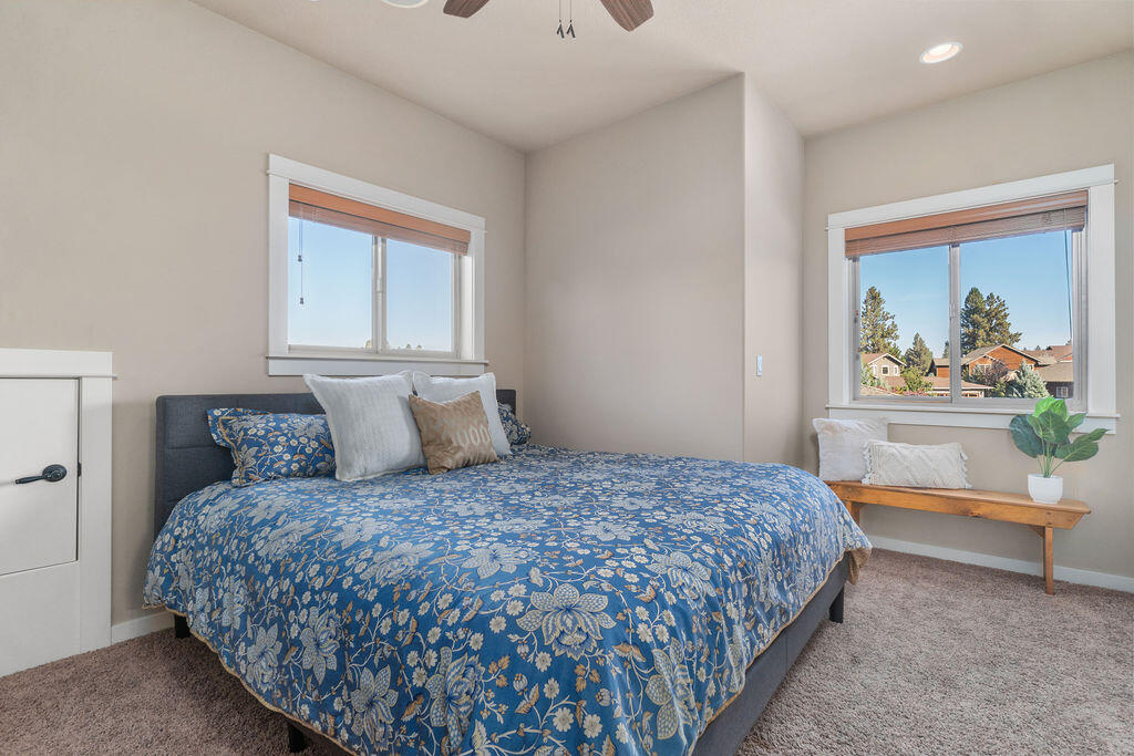 River Rim - Residential