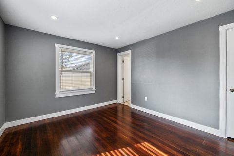 Tiny photo for 1855 Portland Street, Klamath Falls, OR 97601 (MLS # 220211707)