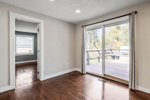 Tiny photo for 1855 Portland Street, Klamath Falls, OR 97601 (MLS # 220211707)