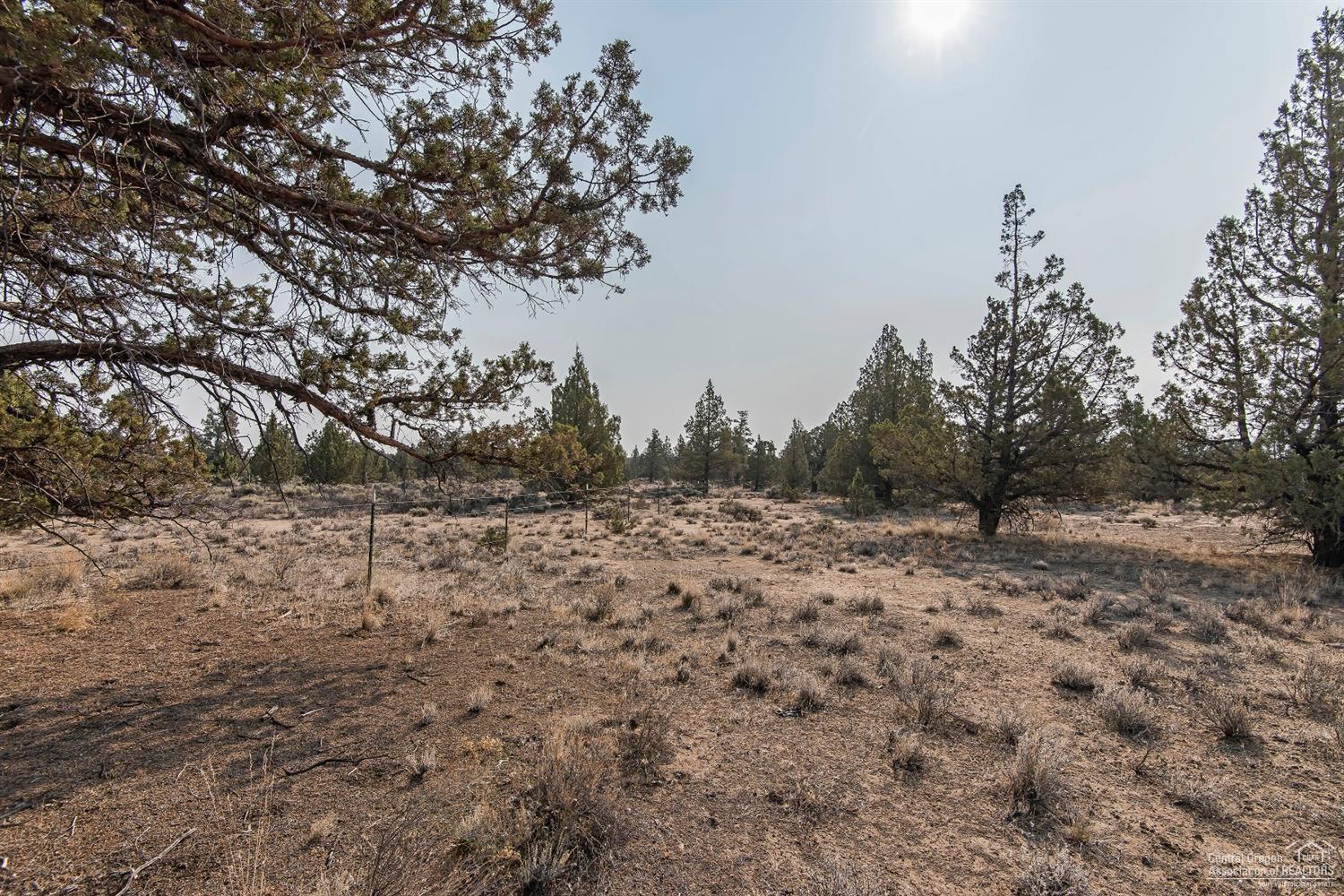 West Powell Butte Es - Land