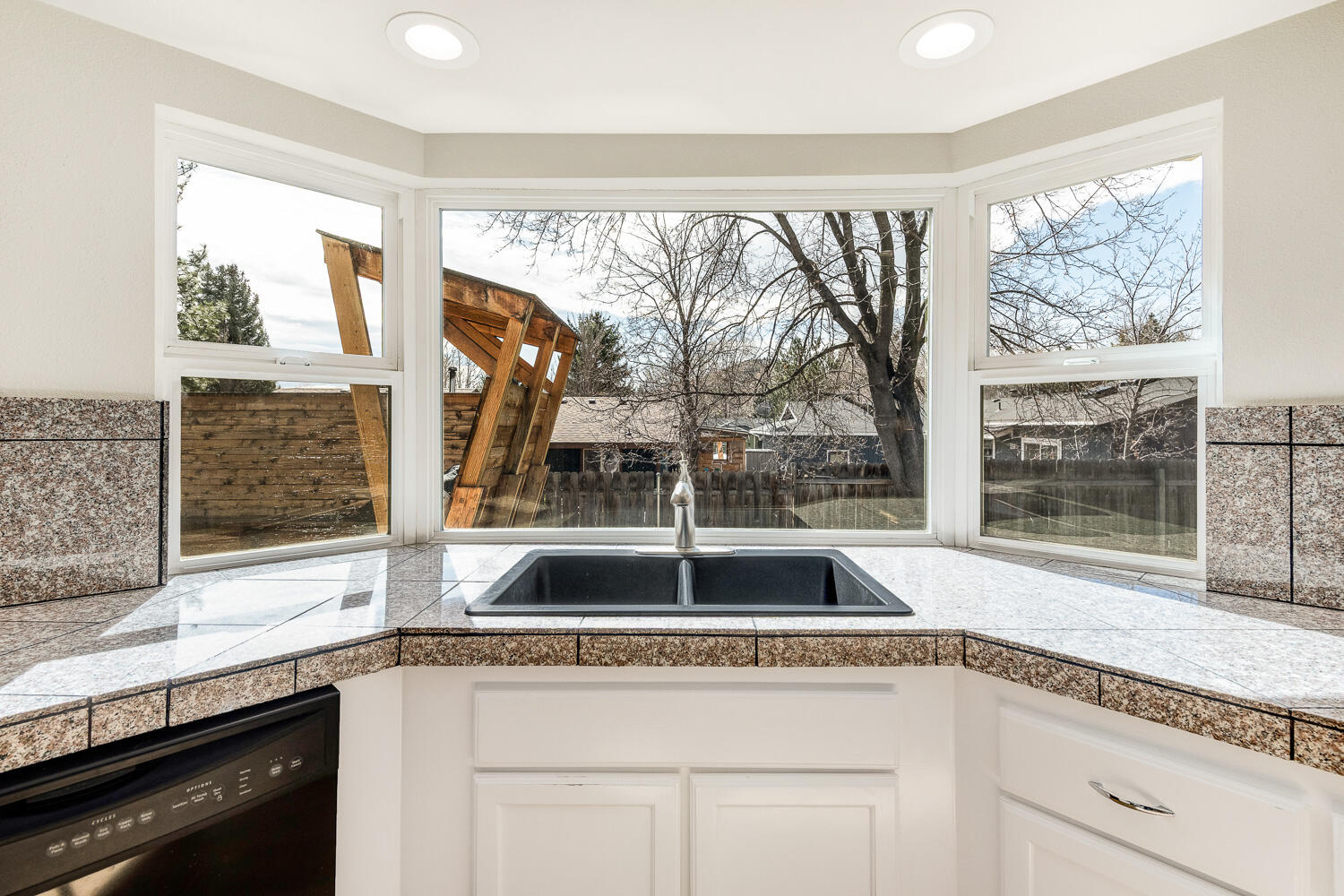 2701 NE Canyon Park Place