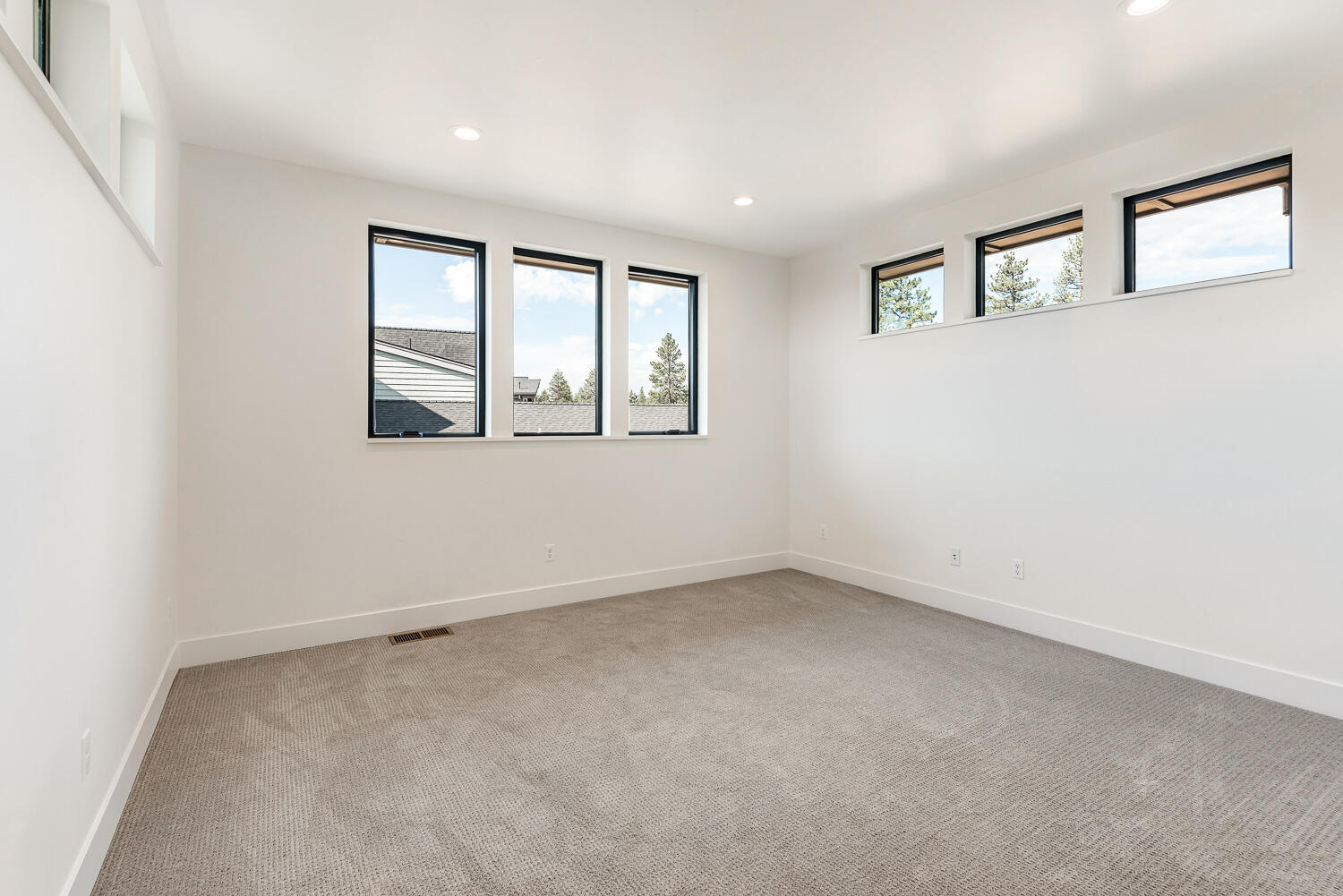 Discovery West Phase 5 - Residential