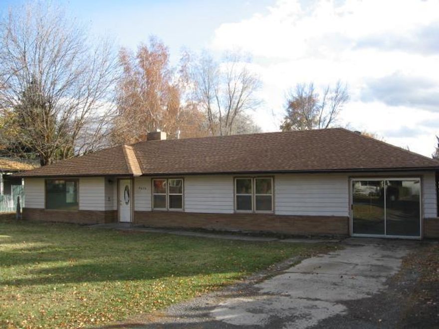 Well Built Home In An Excellent Suburban Location 3 Bedroom 2 Bath Home Plus Large Family Room. Hardwood Floors. Large Lot. There Is A Very Nice 24' X 40' Detached Shop. Great Price On This Home.