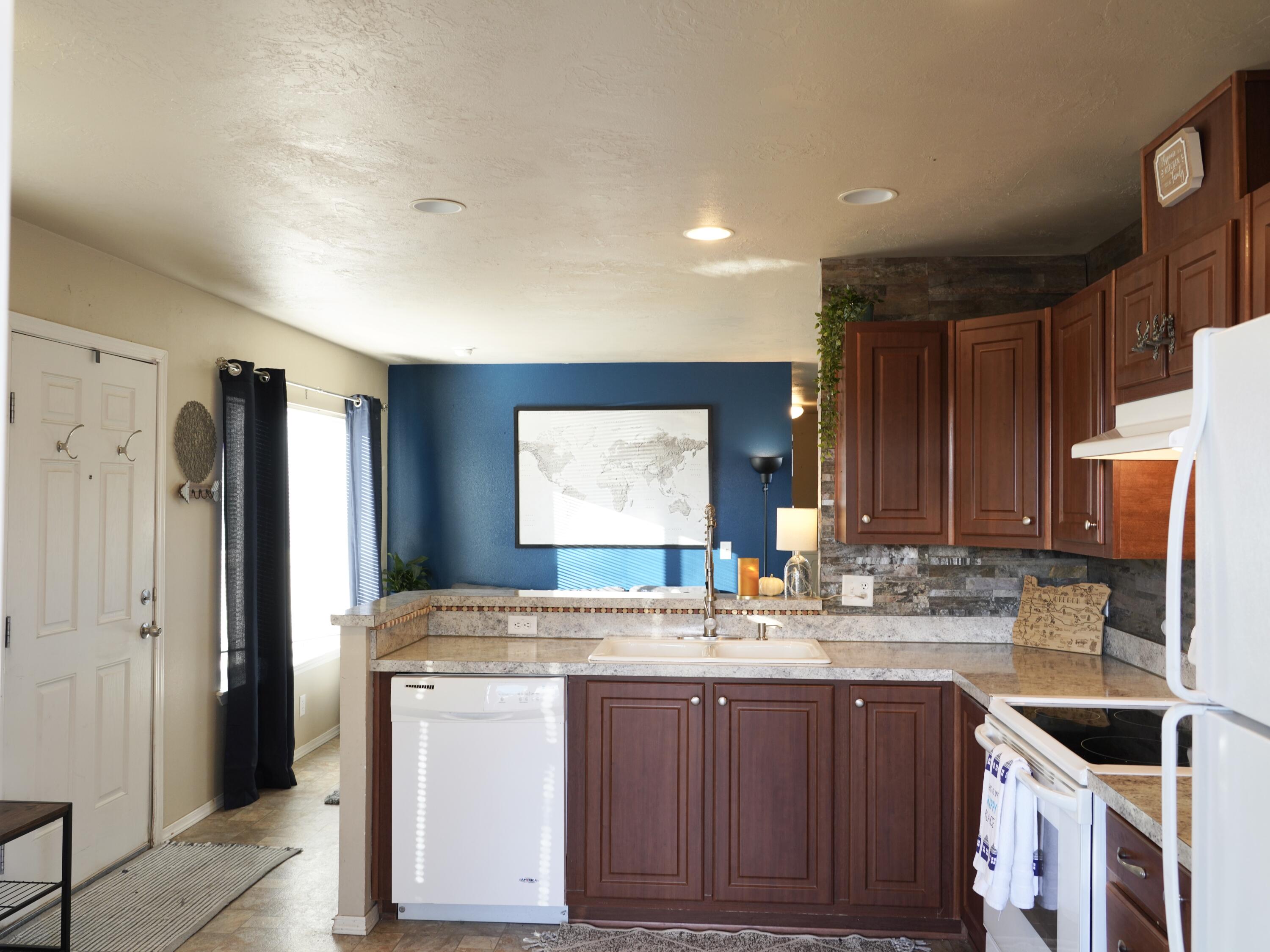 Bend Cascade View - Residential