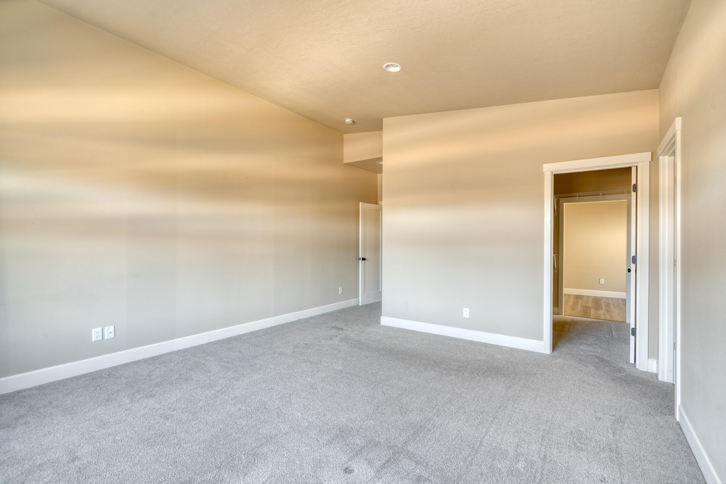 Canyon Rim Village - Residential