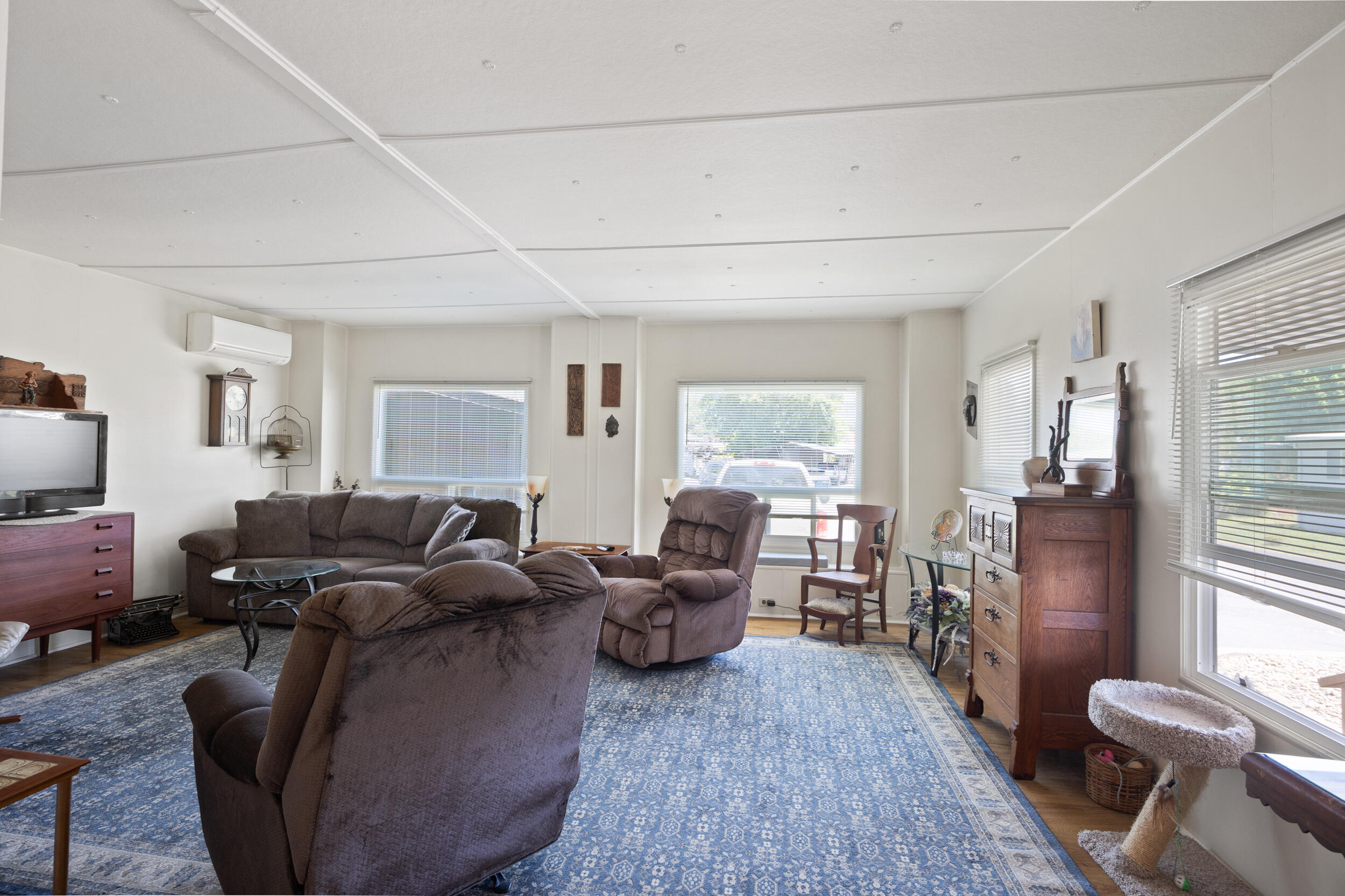 Rogue Lea Estates - Residential