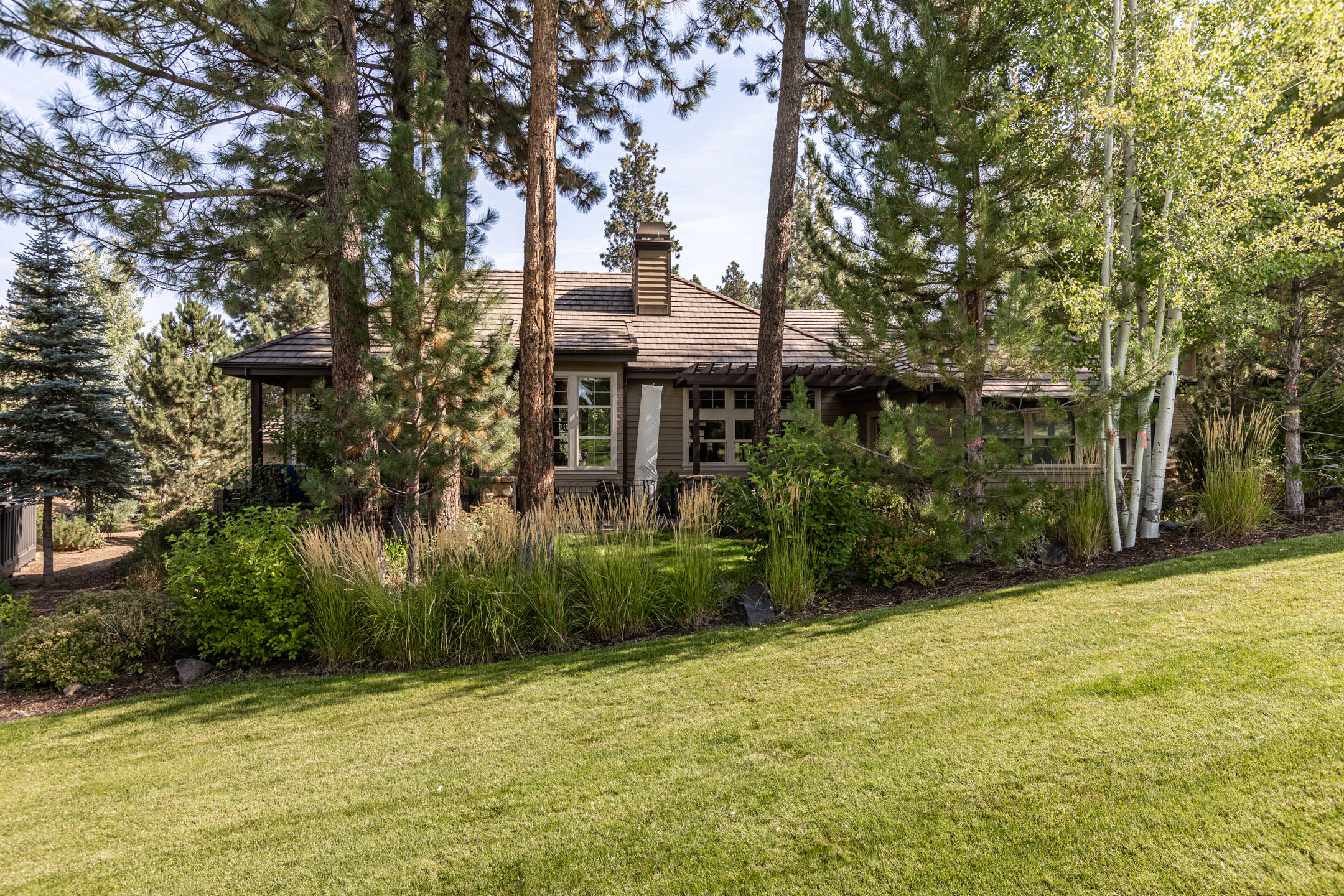 Broken Top - Residential