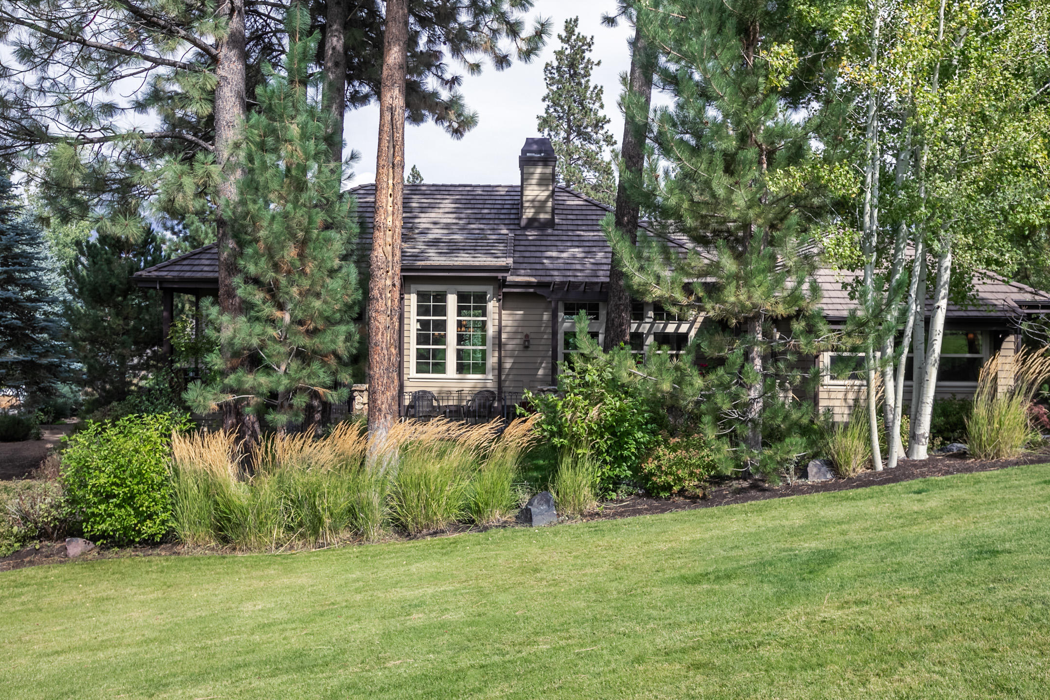 Broken Top - Residential