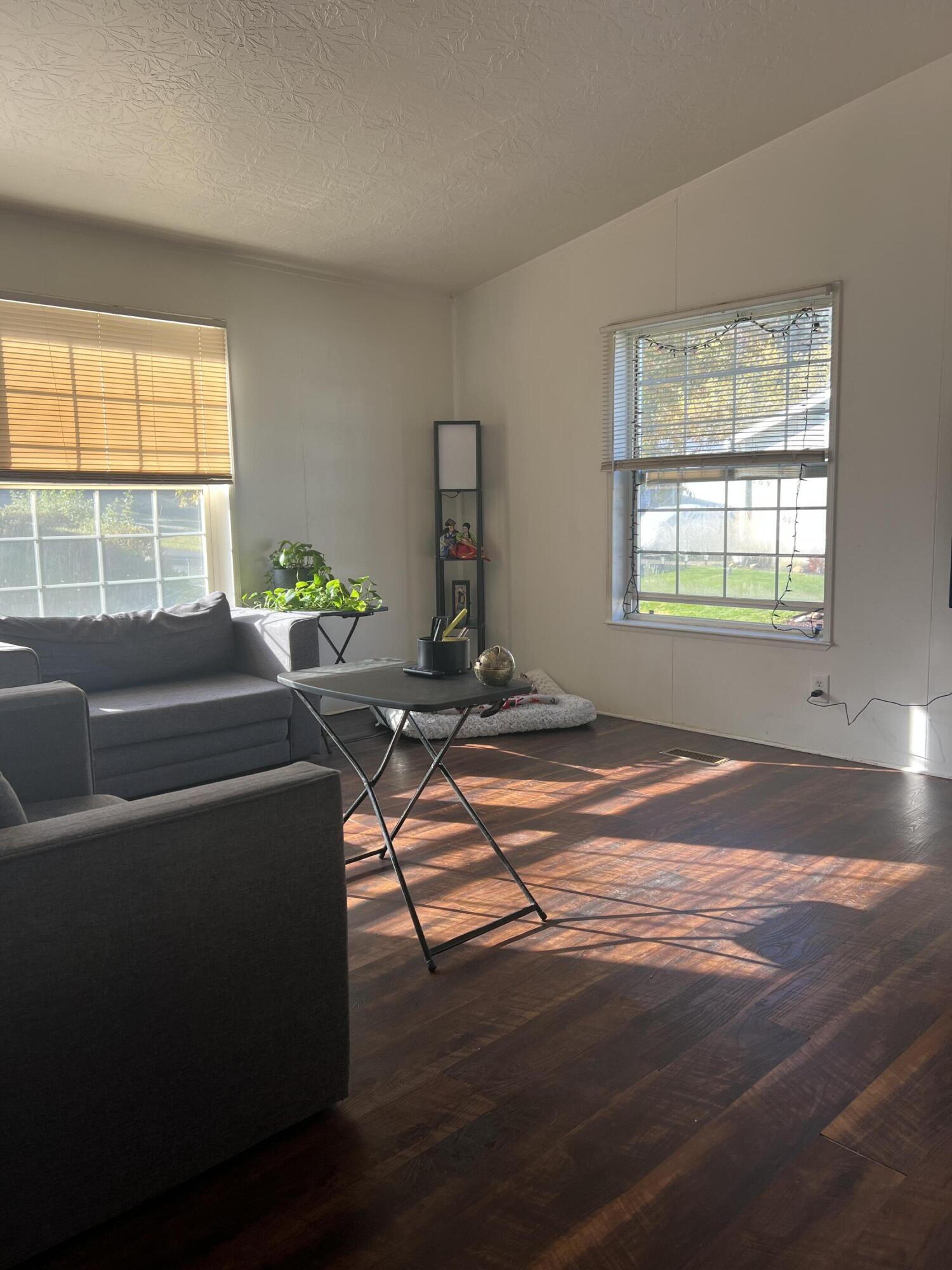 Round Lake Estates - Residential