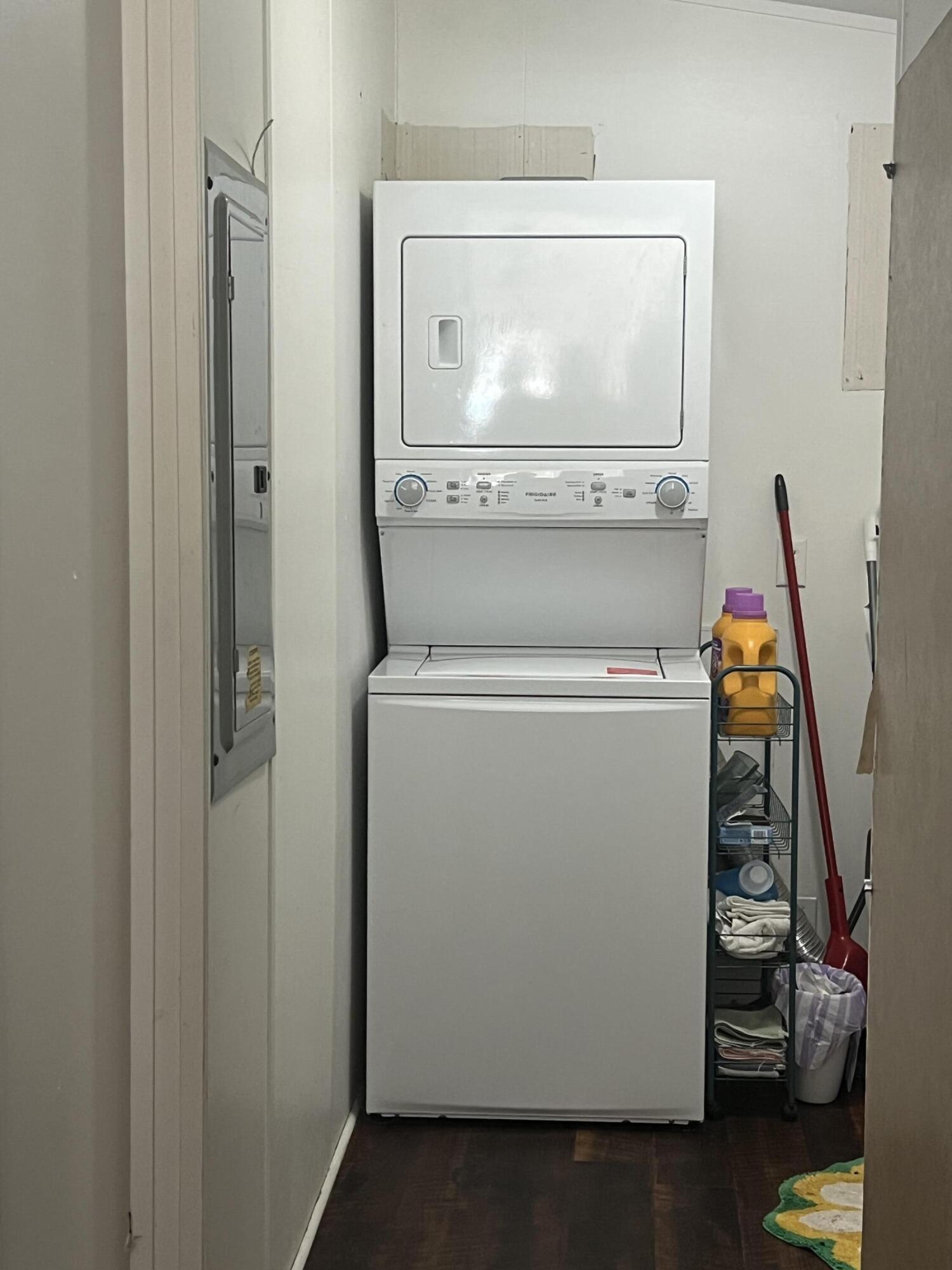 Round Lake Estates - Residential