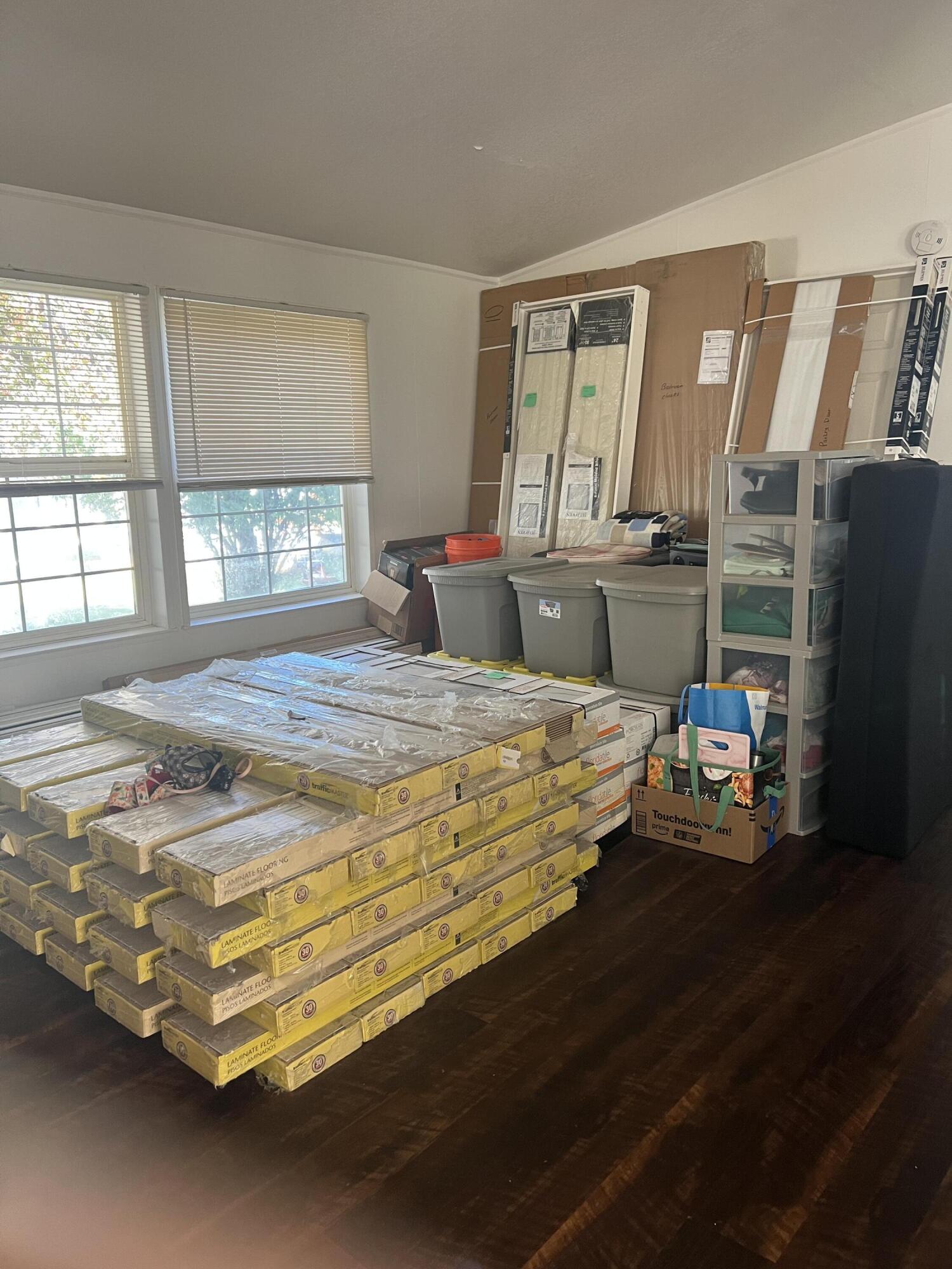 Round Lake Estates - Residential