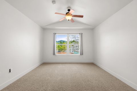 Tiny photo for 1238 Fruitdale Drive, Grants Pass, OR 97527 (MLS # 220219694)