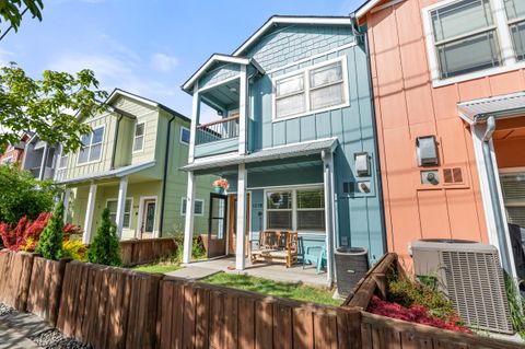 Tiny photo for 1238 Fruitdale Drive, Grants Pass, OR 97527 (MLS # 220219694)