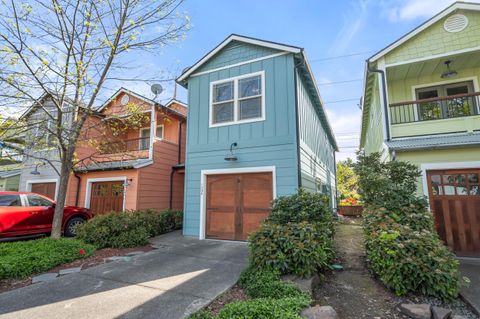 Tiny photo for 1238 Fruitdale Drive, Grants Pass, OR 97527 (MLS # 220219694)