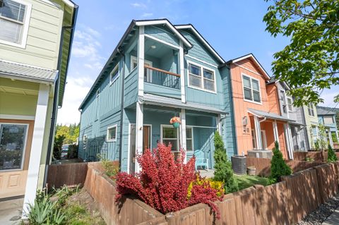 Tiny photo for 1238 Fruitdale Drive, Grants Pass, OR 97527 (MLS # 220219694)