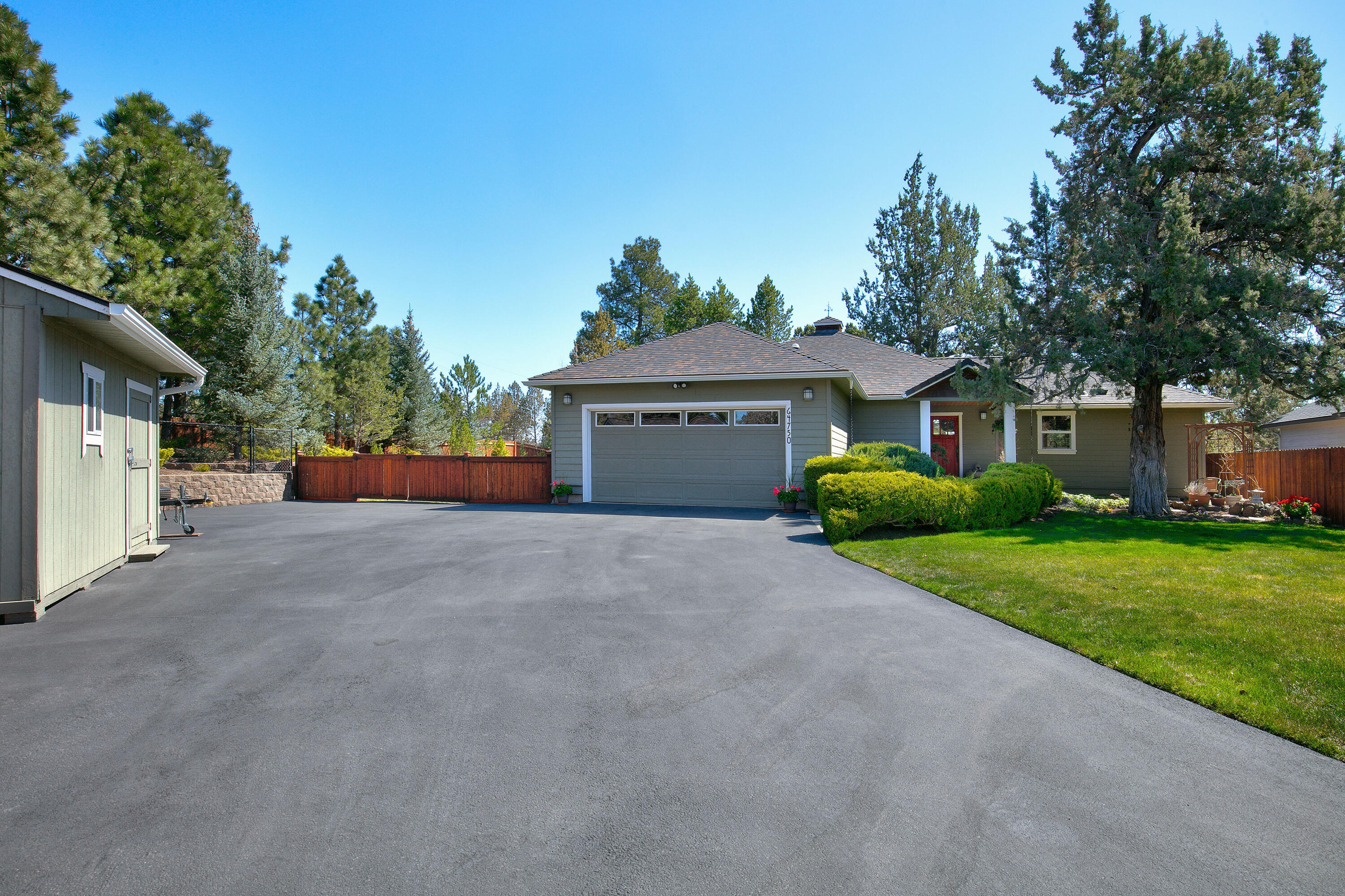 Townsite Of Laidlaw - Residential