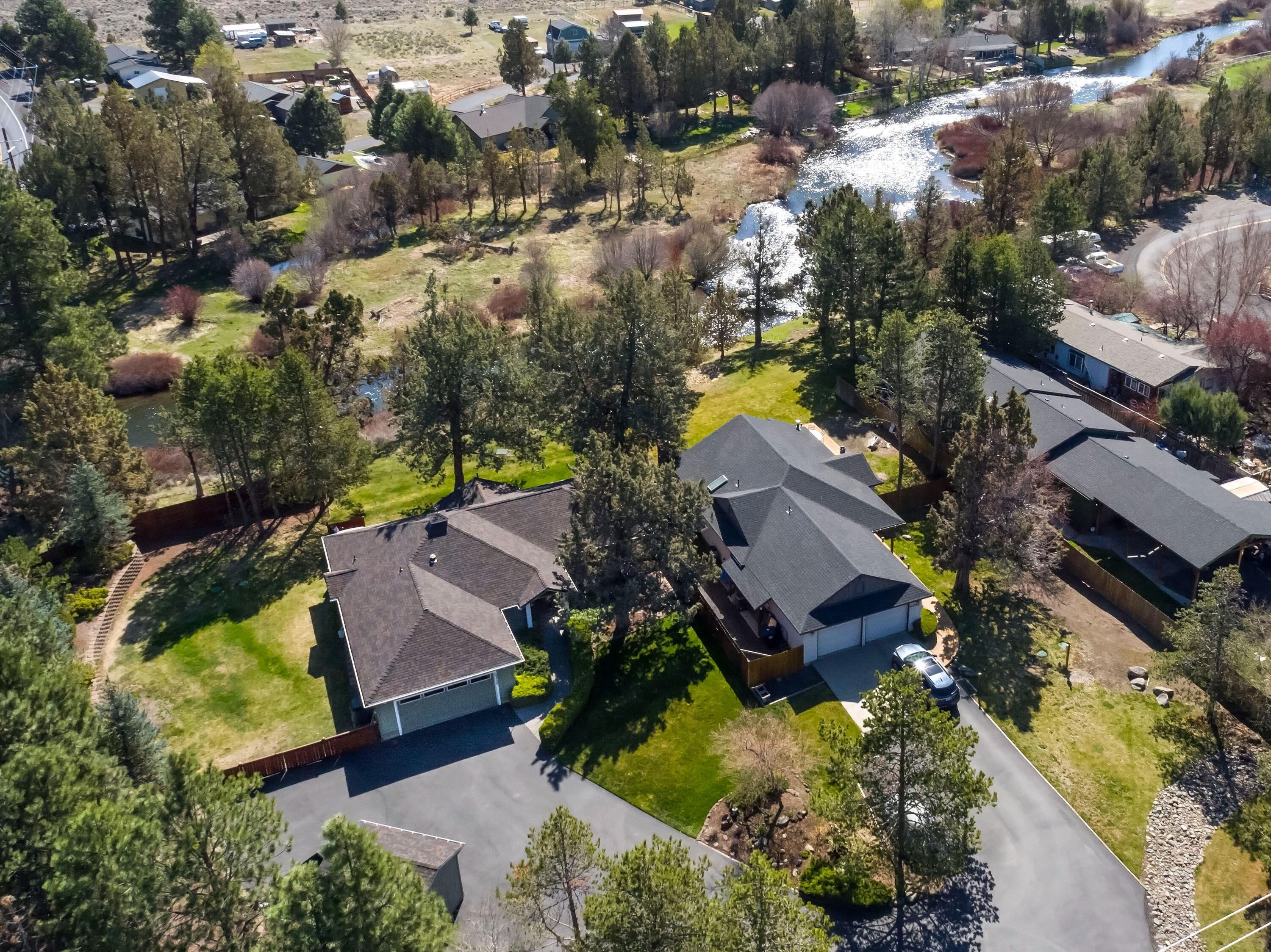 Townsite Of Laidlaw - Residential