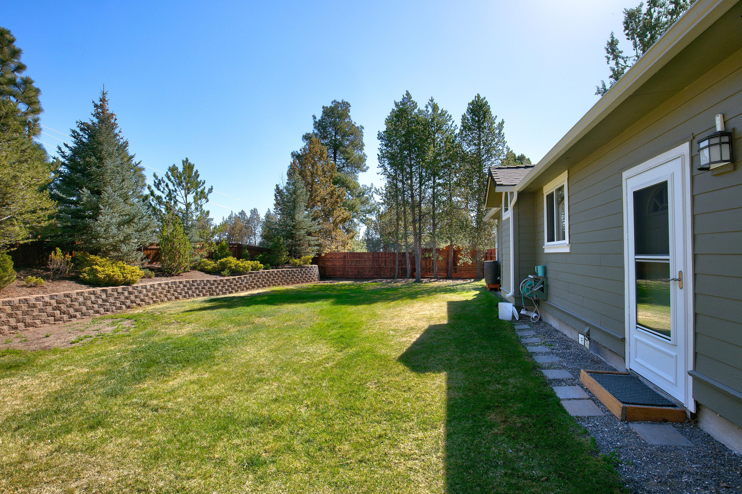 Townsite Of Laidlaw - Residential