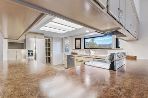 Tiny photo for 111 Lance Drive, Grants Pass, OR 97526 (MLS # 220215678)