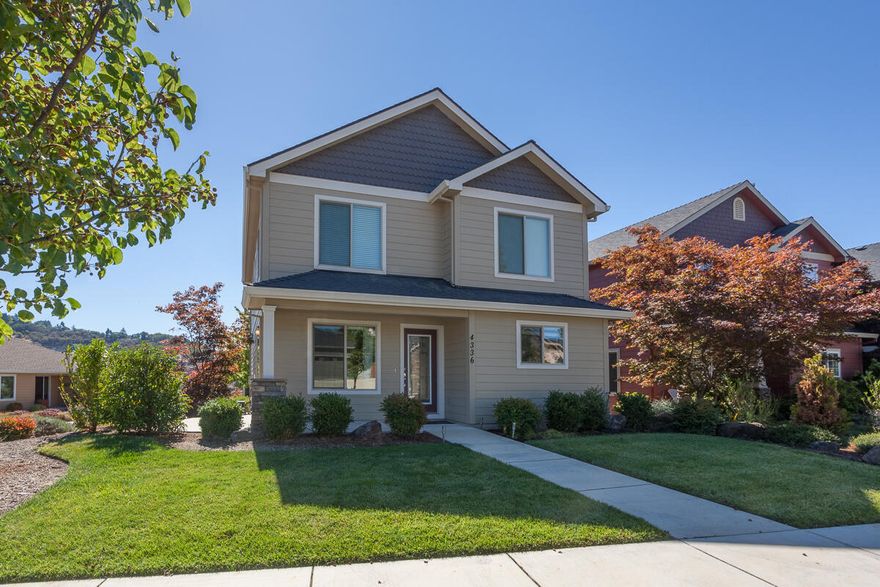 Beautiful 2 story home on a corner lot in Vista Pointe subdivision in East Medford. 3 bedroom, 2.5 bath and 1652 SF built in 2013 by Adams Construction. Kitchen features granite counters, breakfast bar and stainless appliances. Gas fireplace in living room and engineered hardwood floors throughout.  Panoramic views of the valley from the upper master suite. Balcony, vaulted ceiling w/fan and large walk-in closet. Forced air central heat and AC. 2 car attached garage. CCRs and HOA fee of $97/month include front yard and common area landscaping. Close proximity to hiking trails, Oregon Hills park and RoxyAnn winery. Video coming soon.