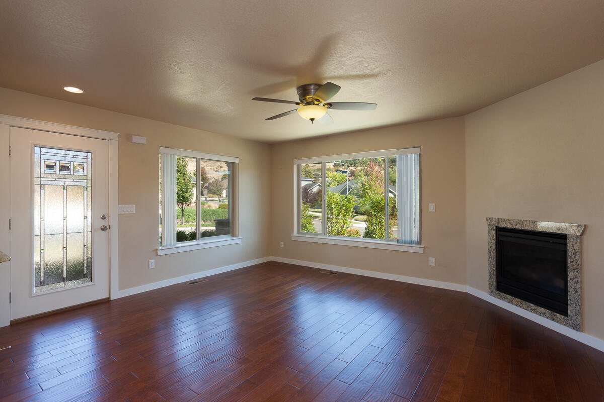 Forest Ridge At Vista Pointe Phase 1 - Residential