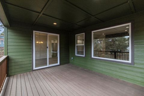 Tiny photo for 1205 Vine Maple Drive, Klamath Falls, OR 97601 (MLS # 220215651)
