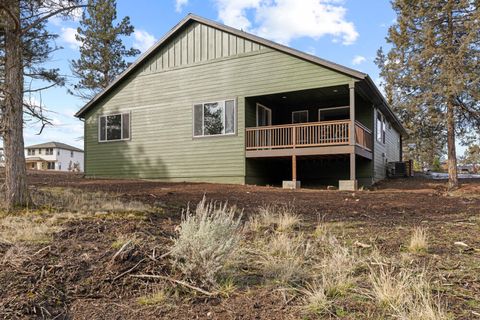 Tiny photo for 1205 Vine Maple Drive, Klamath Falls, OR 97601 (MLS # 220215651)