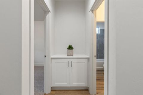 Tiny photo for 1205 Vine Maple Drive, Klamath Falls, OR 97601 (MLS # 220215651)