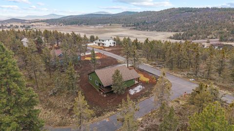 Tiny photo for 1205 Vine Maple Drive, Klamath Falls, OR 97601 (MLS # 220215651)