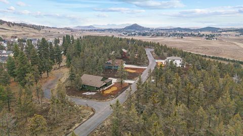 Tiny photo for 1205 Vine Maple Drive, Klamath Falls, OR 97601 (MLS # 220215651)