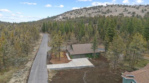 Tiny photo for 1205 Vine Maple Drive, Klamath Falls, OR 97601 (MLS # 220215651)