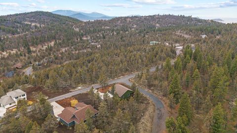 Tiny photo for 1205 Vine Maple Drive, Klamath Falls, OR 97601 (MLS # 220215651)