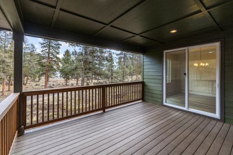 Tiny photo for 1205 Vine Maple Drive, Klamath Falls, OR 97601 (MLS # 220215651)
