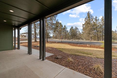 Tiny photo for 1205 Vine Maple Drive, Klamath Falls, OR 97601 (MLS # 220215651)